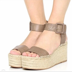 Vince Abby Croc Espadrille Platform Sandals Taupe Summer Bohemian Chic size 9